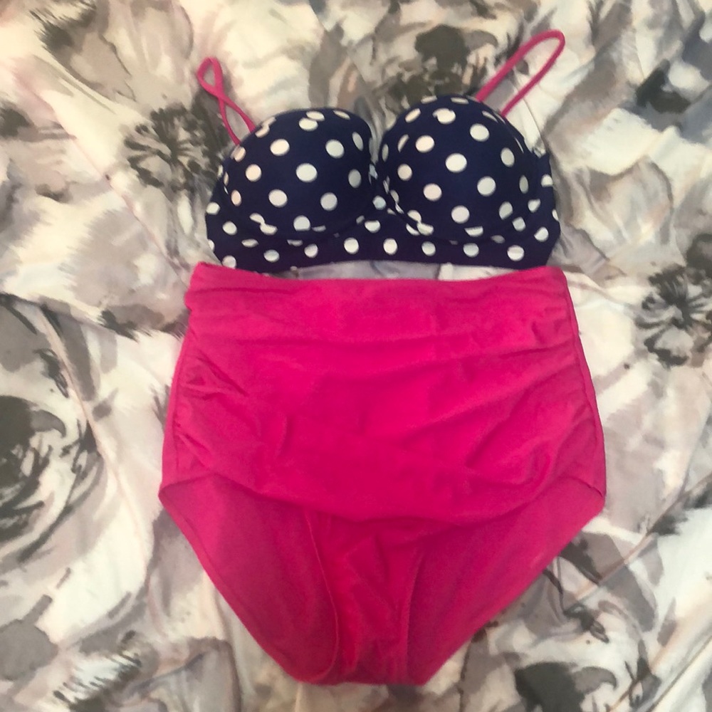 Retro style plus size bikini